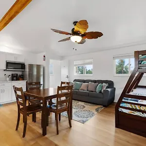 Ocean Front Extra Large Studio Sleeps 7 W Sofa Bed, Contact Us For Price Drop Haleiwa